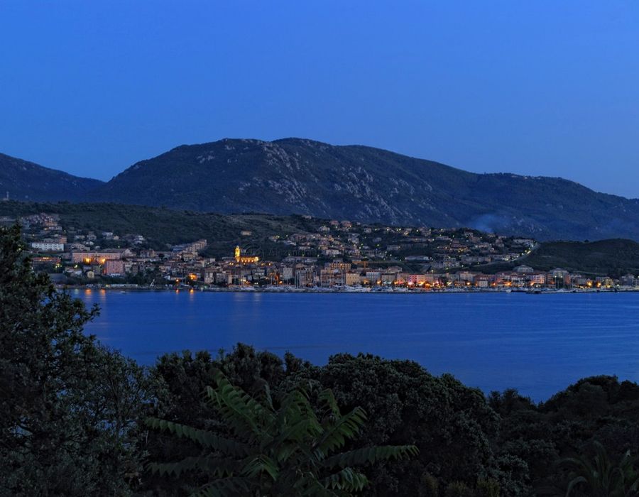 Waters Edge Villa overlooking the Gulf of Valinco, Close to Propriano, South Corsica 1