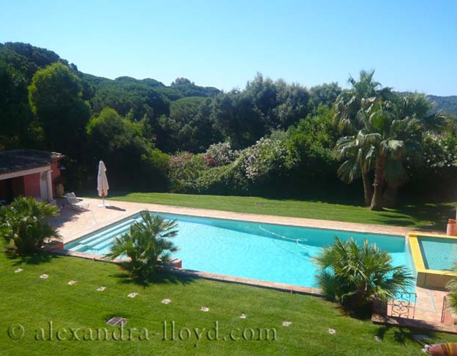A wonderful property located in the Moutte area of Saint Tropez 2