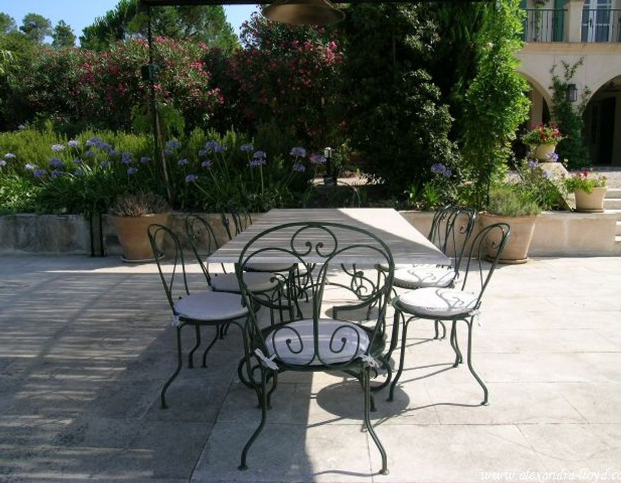 Stunning Bastide with sea views in Saint Tropez 2