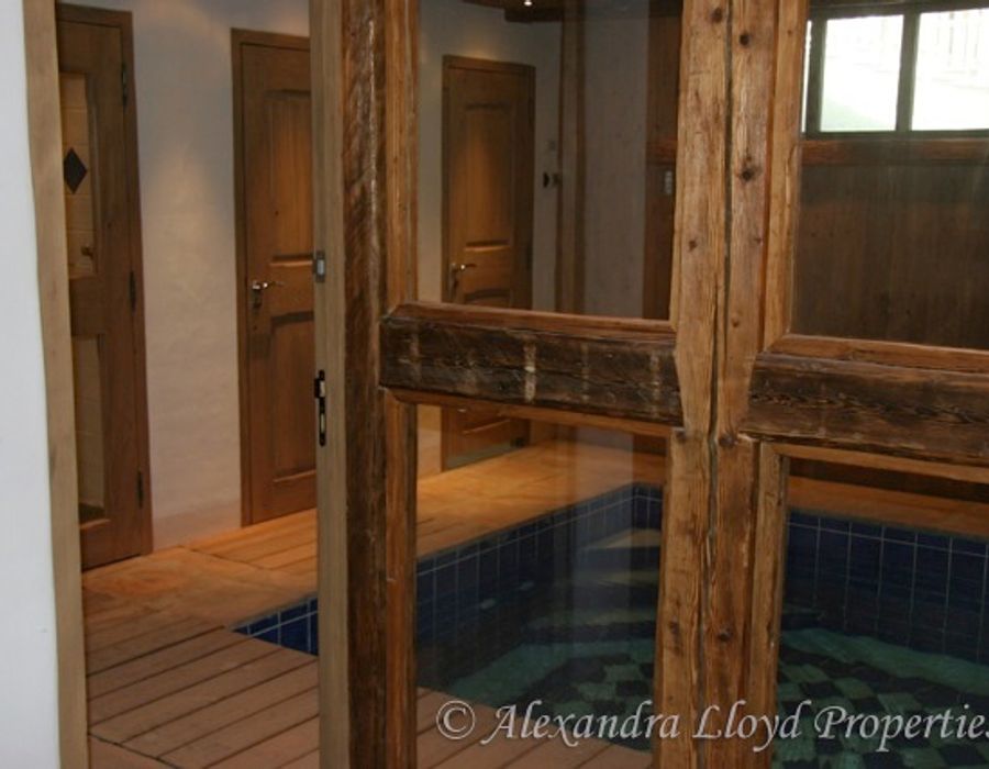 Chalet located in the heart of Val d'Isere 2