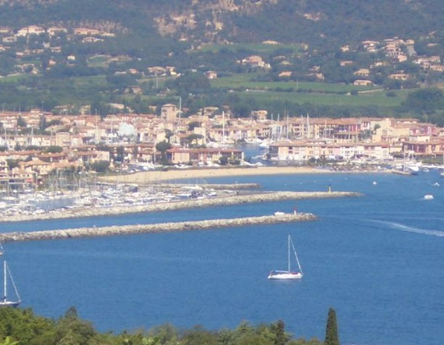 Stunning views from the top of a private domain in St Tropez 4