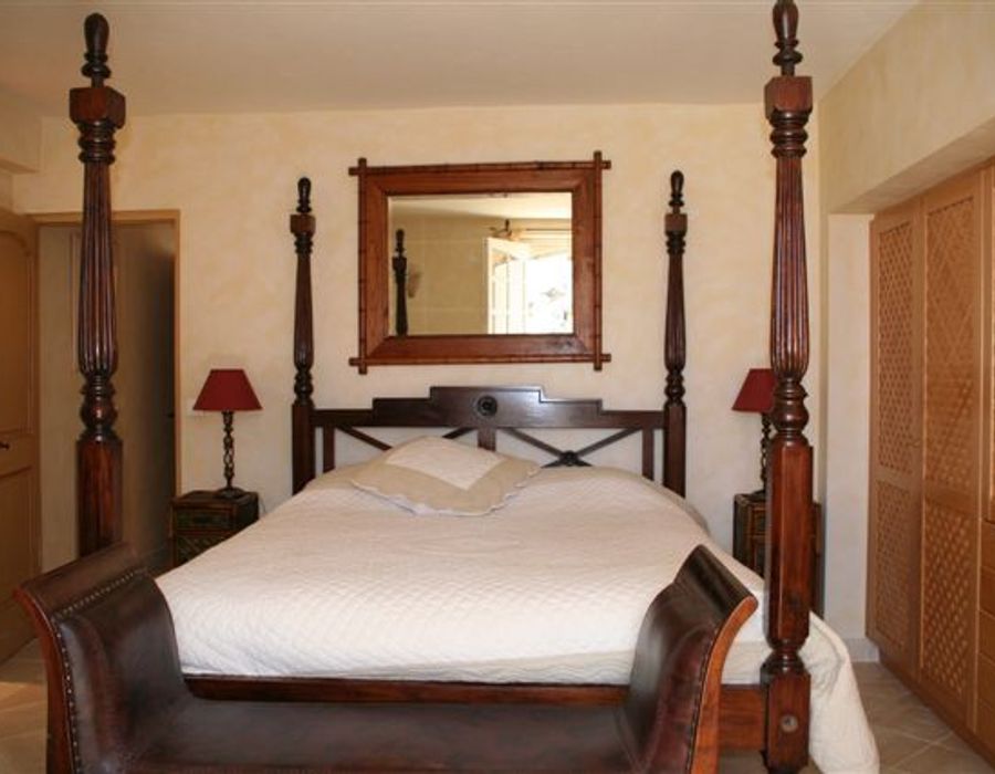 Superb newly built property in the Quartier des Carles, Saint Tropez 3