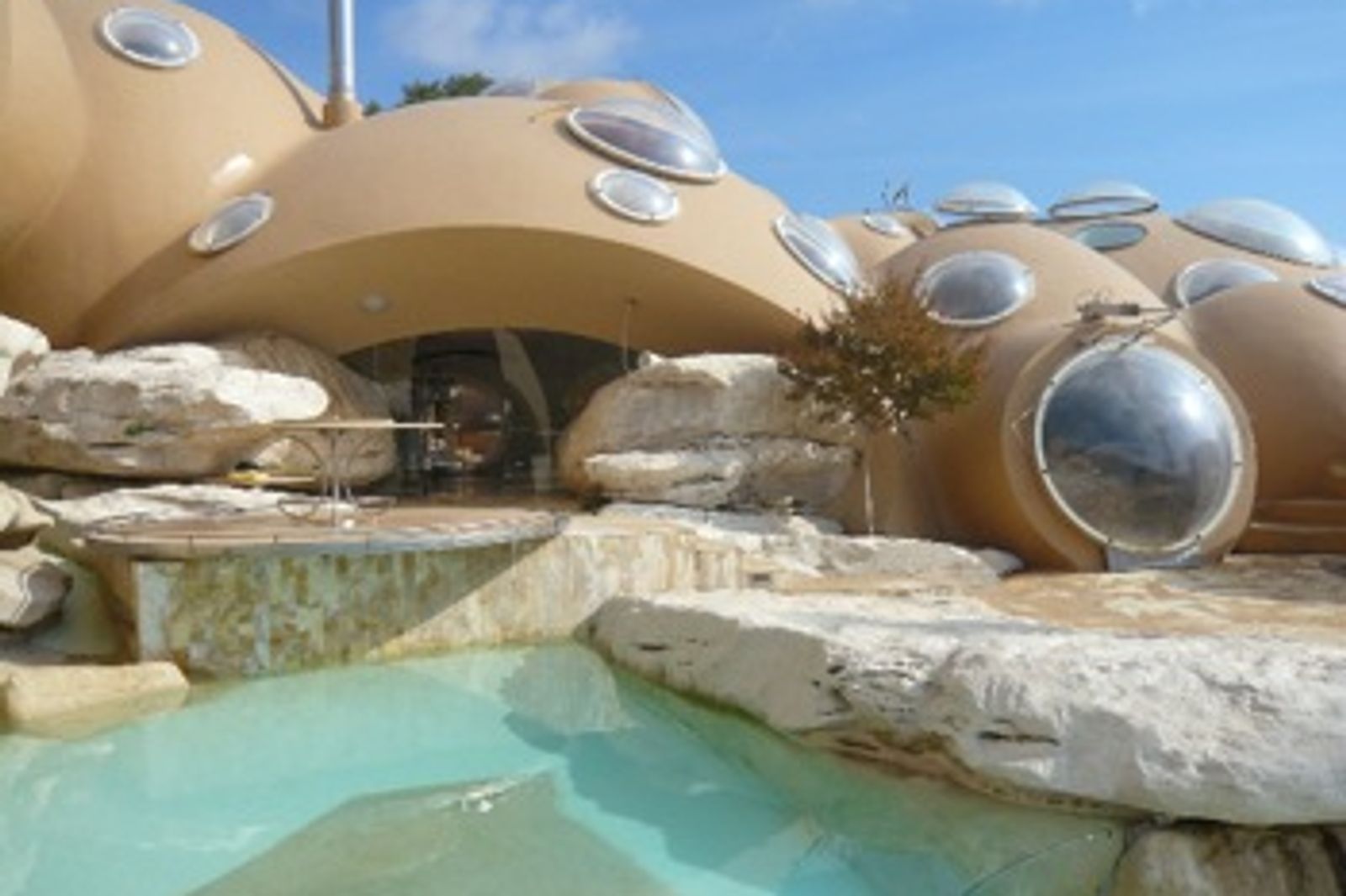 The Tourrettes Bubble House - Unique!