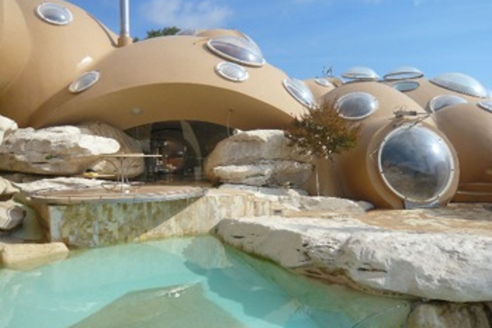 The Tourrettes Bubble House - Unique!