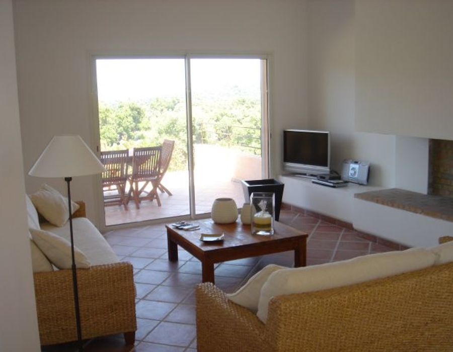 A very pretty villa located in South Corsica, close to Porto Vecchio 3