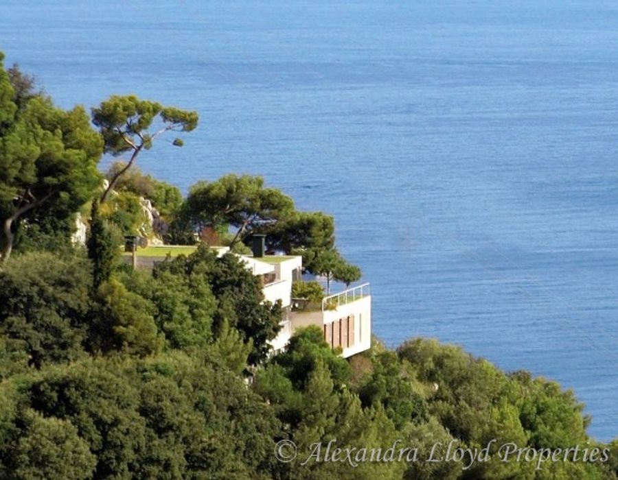 Stunning views from a stunning house in Villefranche 3