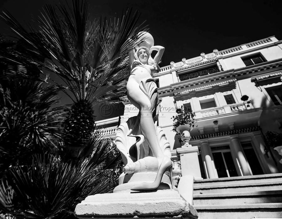 A beautiful Belle Epoque villa in Cannes, available for private events 3