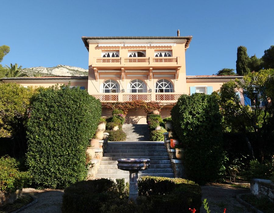 New on the rental market - Belle Epoque Villa in Cap d'Ail 1