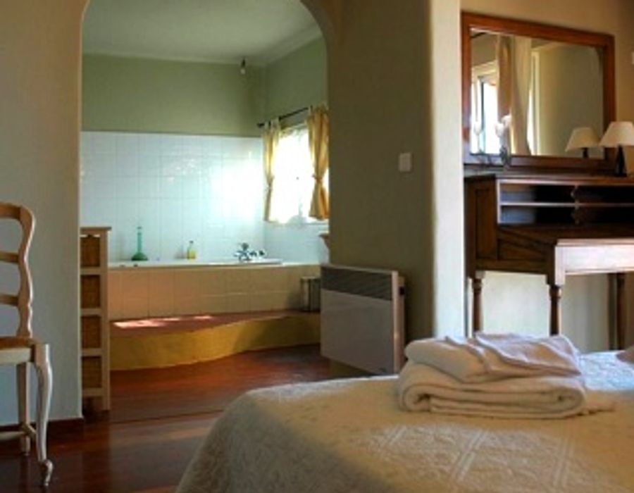 A charming villa, short distance from the beaches in Porto Vecchio 5