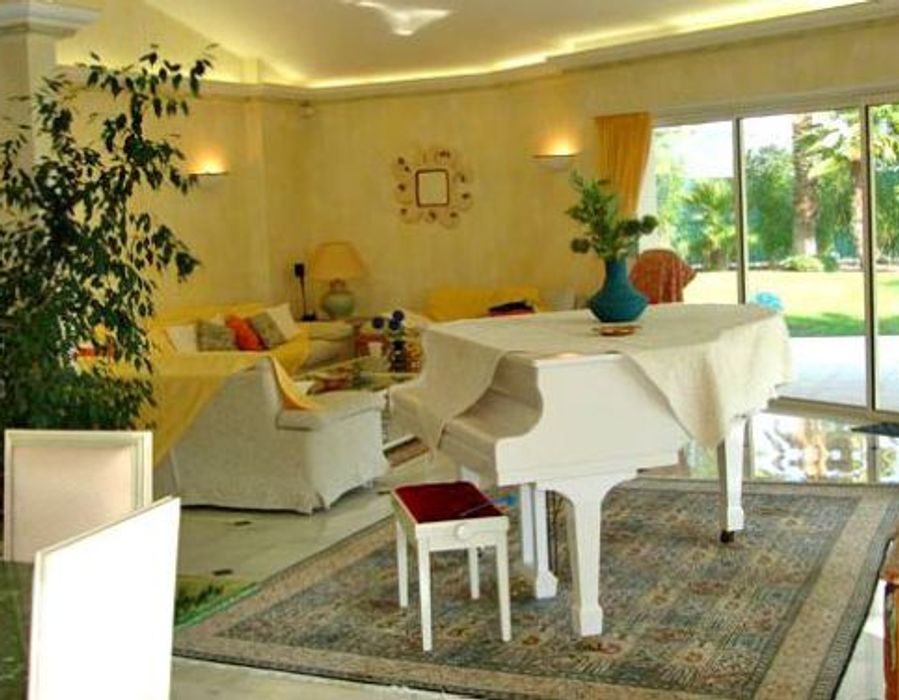 Wonderful Florentine style villa only 20mn from Cannes 6