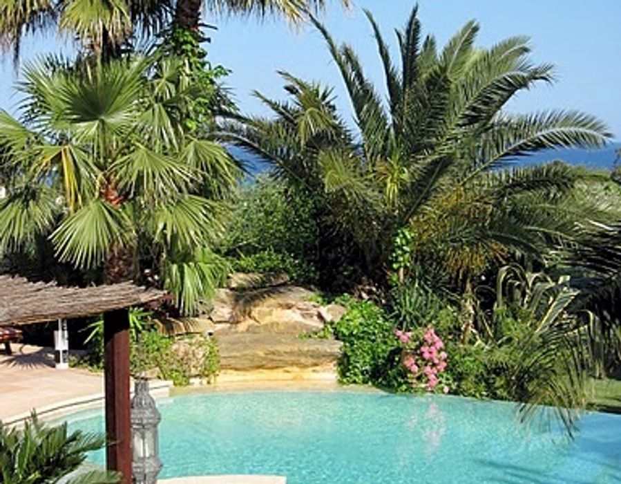 Florentine style villa located on the Boulevard Patch - Ramatuellle 5