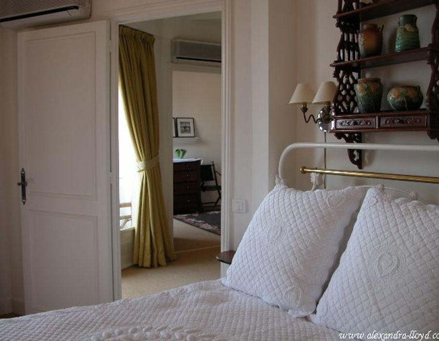 Two bedroomed apartment offering spectacular views 4