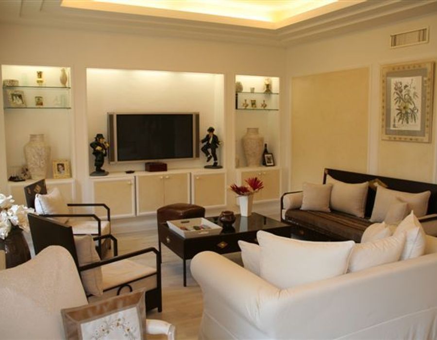 Excellent position on La Croisette in Cannes 6