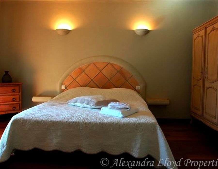 A charming villa, short distance from the beaches in Porto Vecchio 4