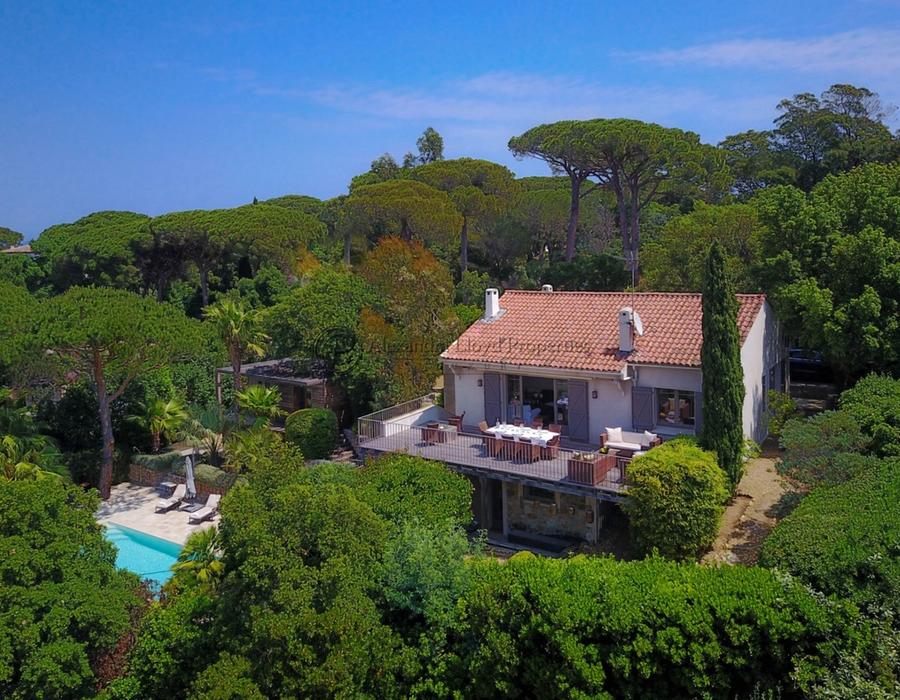 A charming five bedroom villa on the Chemin de Pinet, Saint Tropez 1