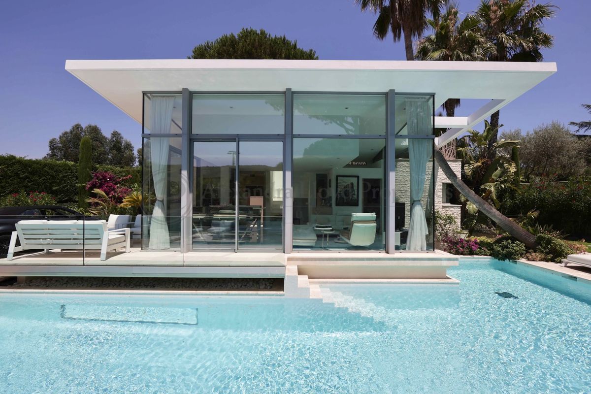 Villa Route des Carles, Saint-Tropez — À Deux Pas du Club de Tennis