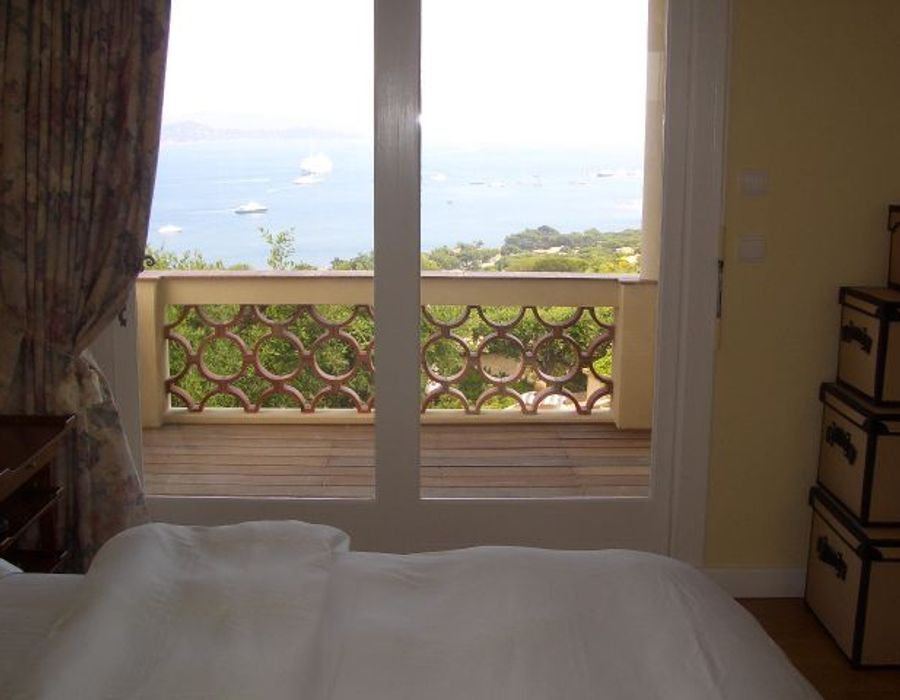 Stunning views from the top of a private domain in St Tropez 6