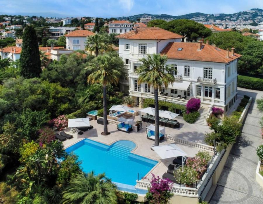 Belle Epoque Villa within walking distance to the Palais de Festival 2