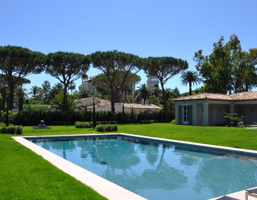 Modern family home for rent in les Parcs de Saint Tropez 4