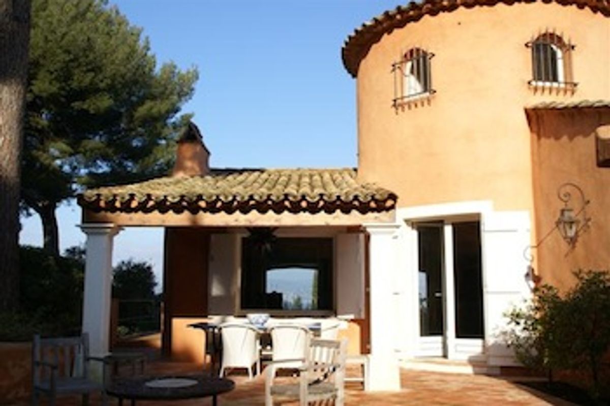 Property located on the hill of the Canoubiers - Saint Tropez