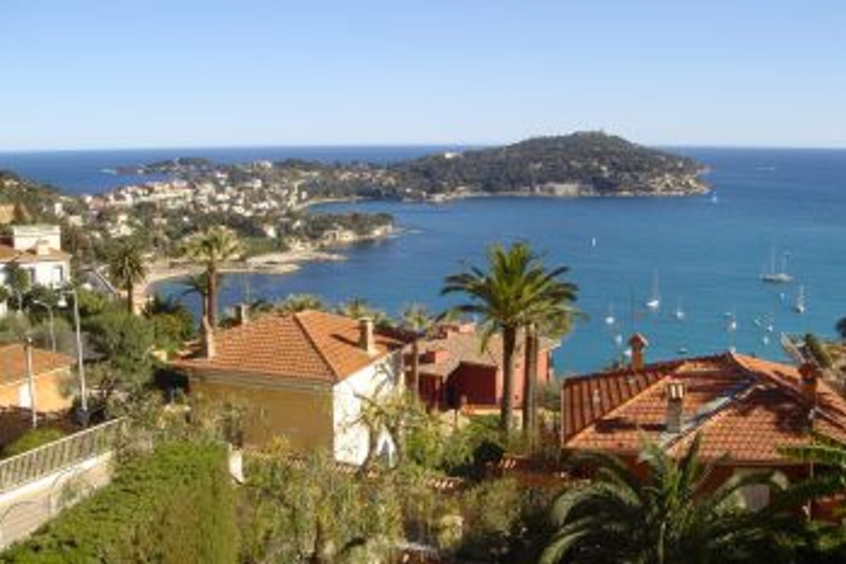 Overlooking the Cap Ferrat, a stunning property with a lovely interior