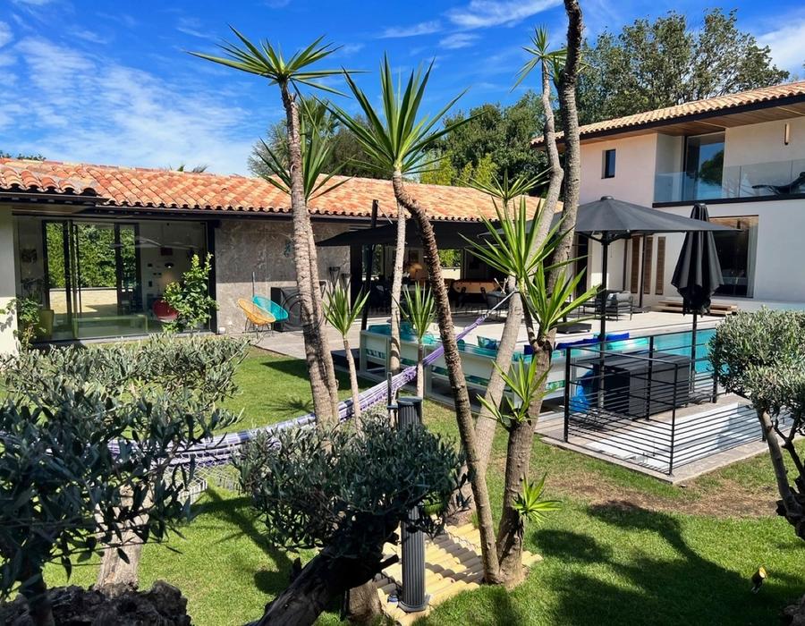 A Contemporary Four Bedroom Villa for Rent - Chemin Saint Antoine, Saint Tropez 2