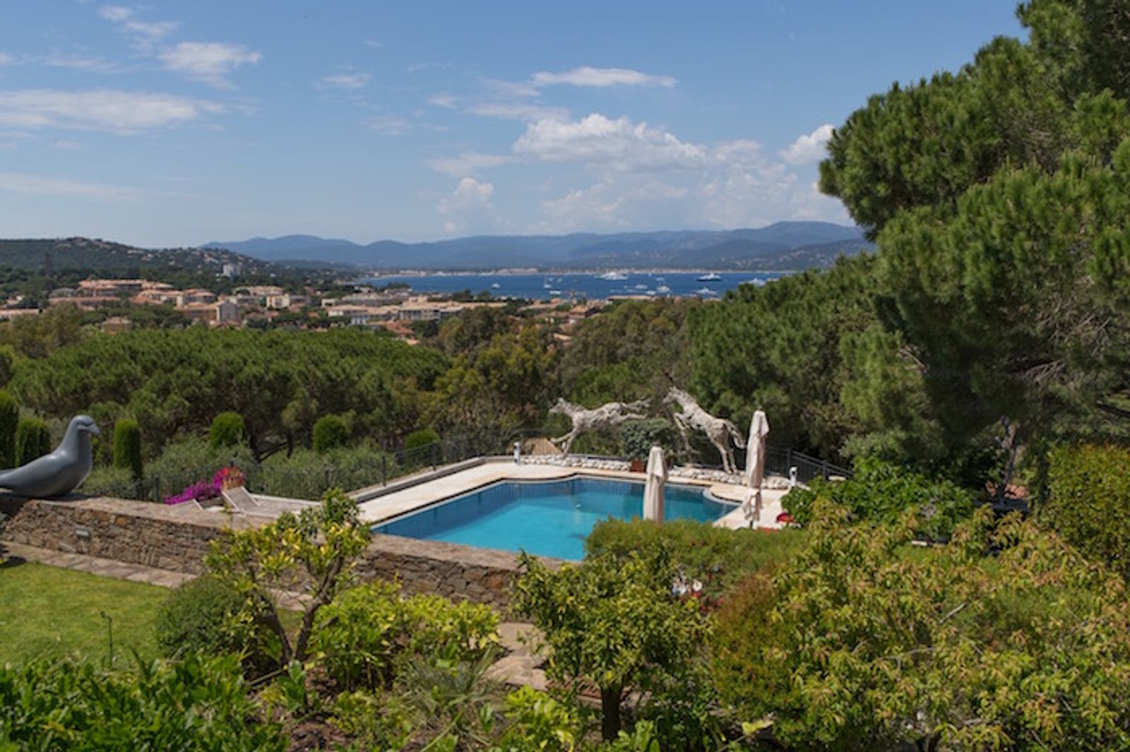 A truly impressive property for rent, Les Graniers, Saint Tropez