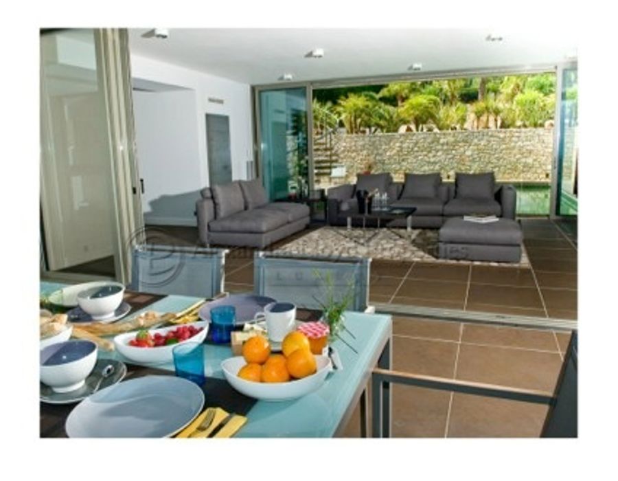 Contemporary property for rent in Saint Jean Cap Ferrat 6