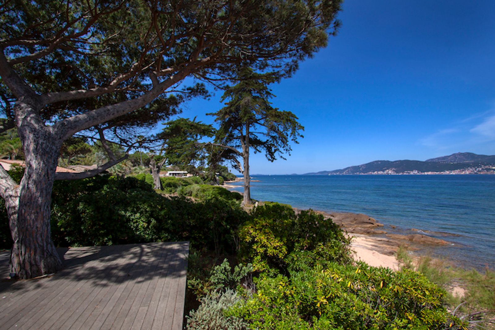 A true water front property in Porticcio, South Corsica