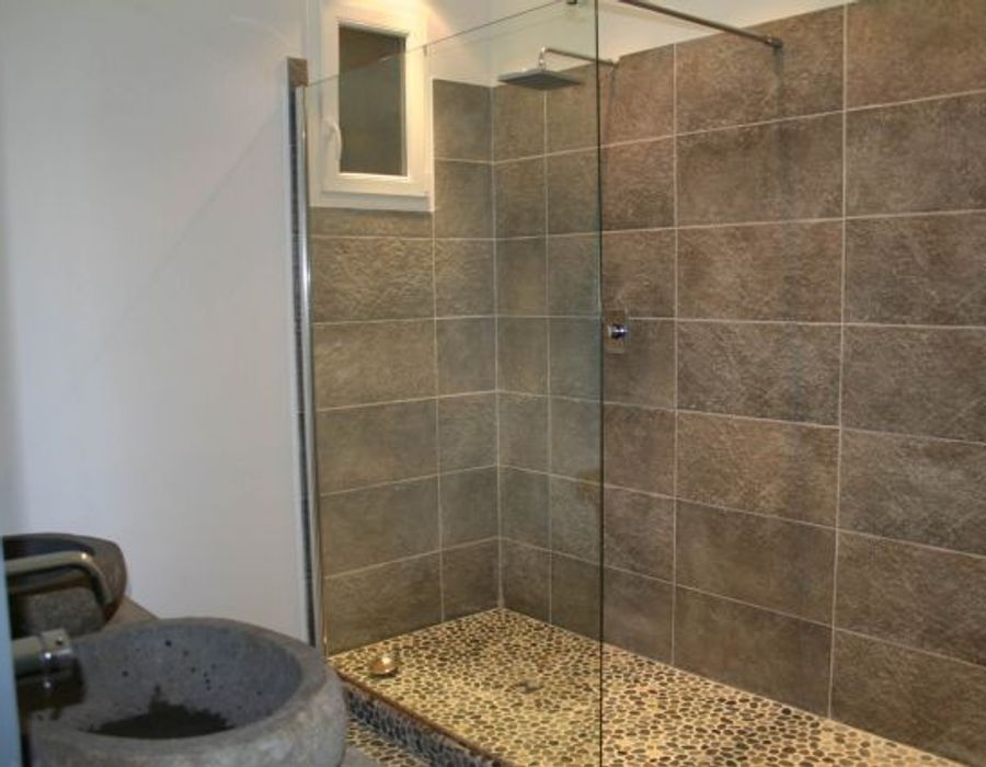 A ravishing newly renovated villa overlooking the port of St Florent 2