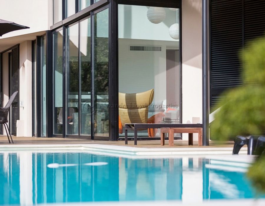 Contemporary villa for rent in Les Hauts de Saint Paul, Saint Paul de Vence 4