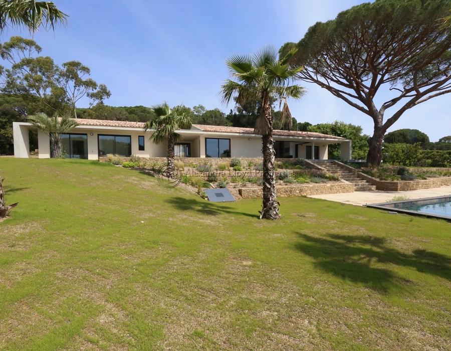 5 bedroom villa very close to La Villa Marie, Les Marres, Ramatuelle 2