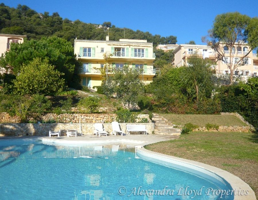 Stunning views from the Col de Villefranche 1