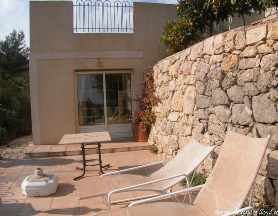 Neo Prvencal villa opposite Eze village 3