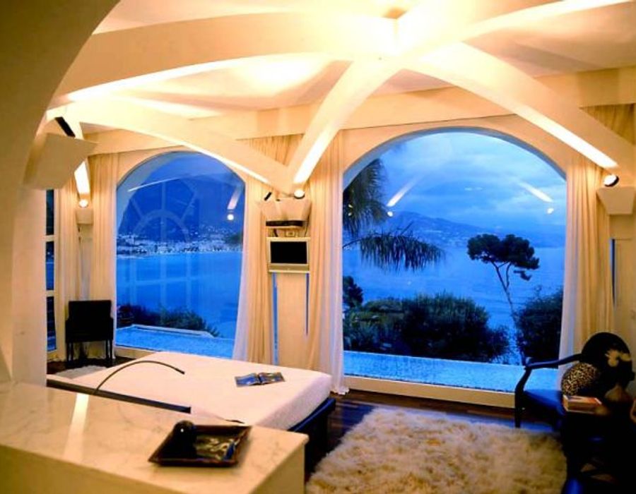 Breathtaking views overlooking Menton on the Cap Martin 1