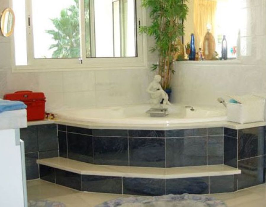 Wonderful Florentine style villa only 20mn from Cannes 1