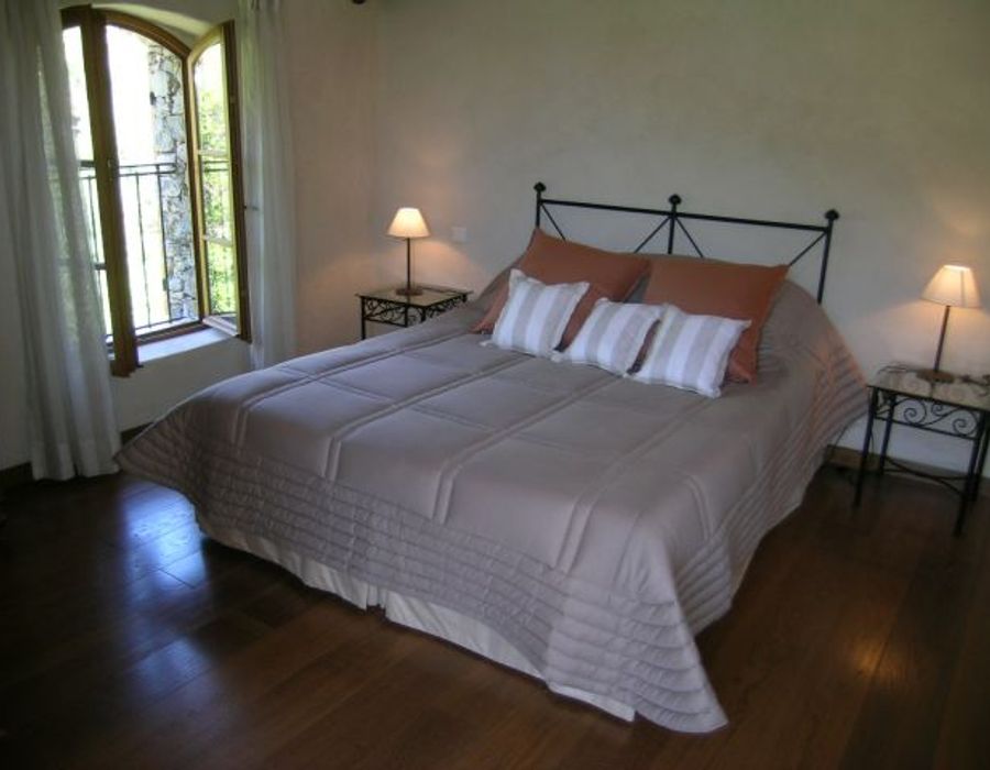 Superb 18th century recently renovated oil mill 1