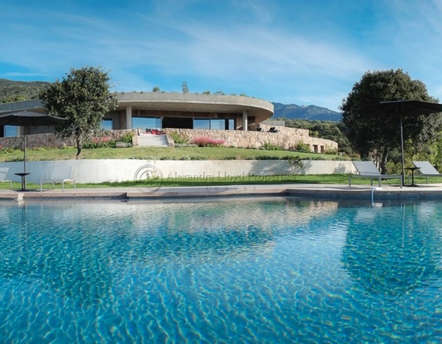 NEW! Fabulous waters edge villa with a contemporary interior close to Propriano - South Corsica 1