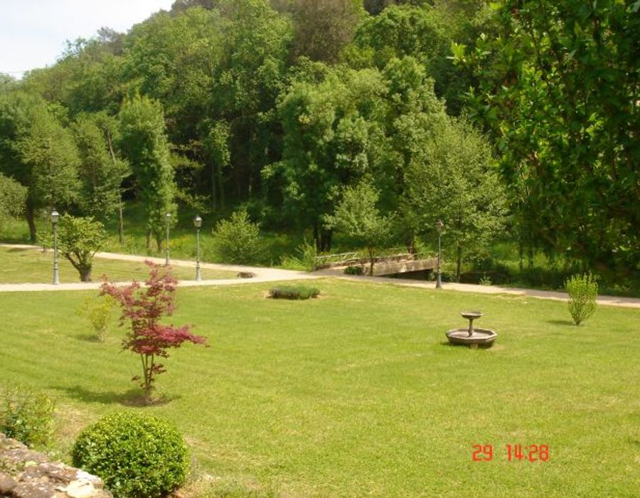 A stunning property situated on the edge of a beautiful village 2