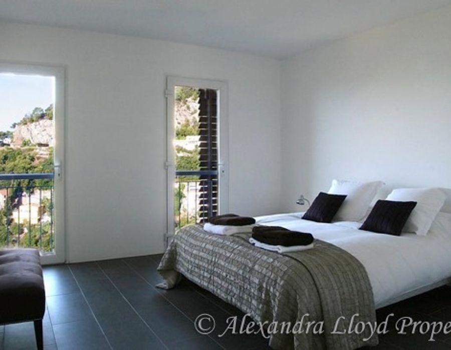 Stunning views from a stunning house in Villefranche 4