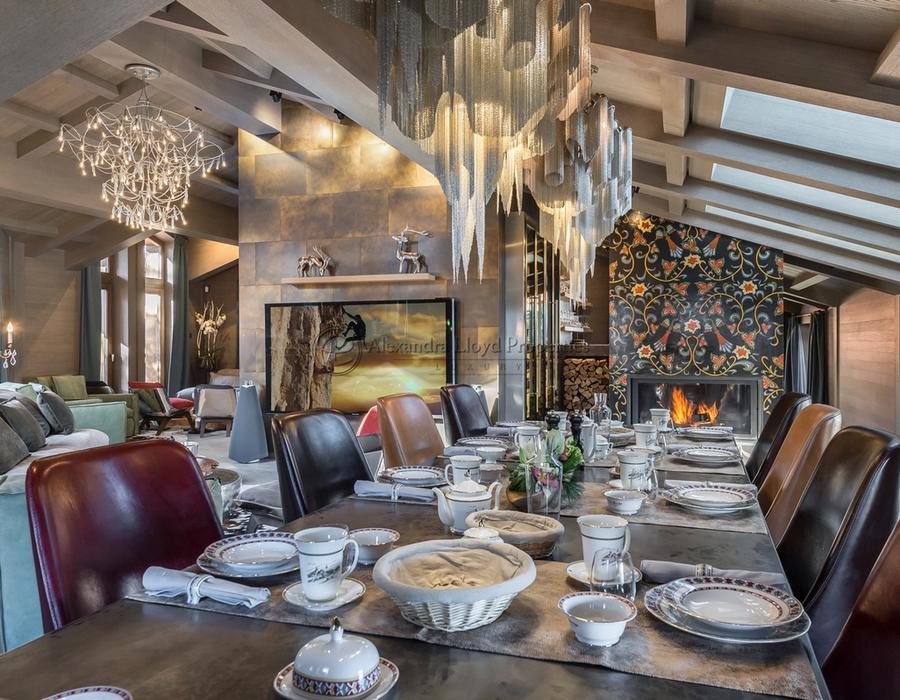 Courchevel 1850 - Luxury chalet for rent 50m from the slopes 4