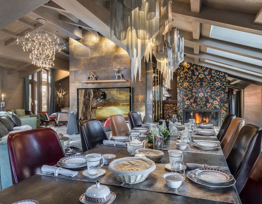 Courchevel 1850 - Luxury chalet for rent 50m from the slopes 4