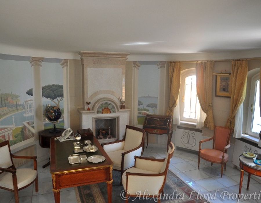 Grande propriété sur Saint Jean Cap Ferrat et magnifique jardin 2