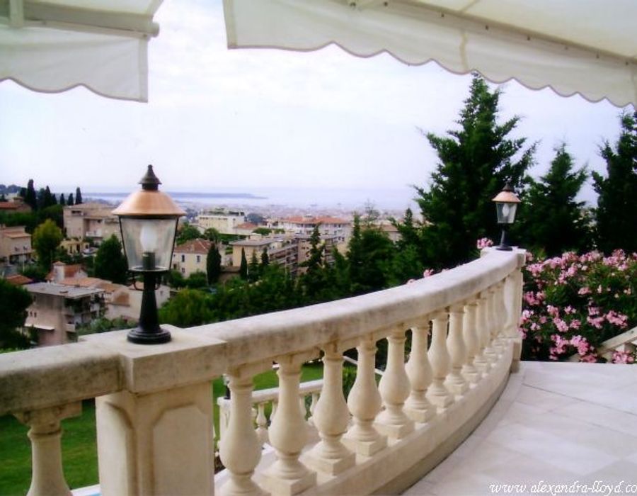 Luxurious Florentine Villa in Cannes 5