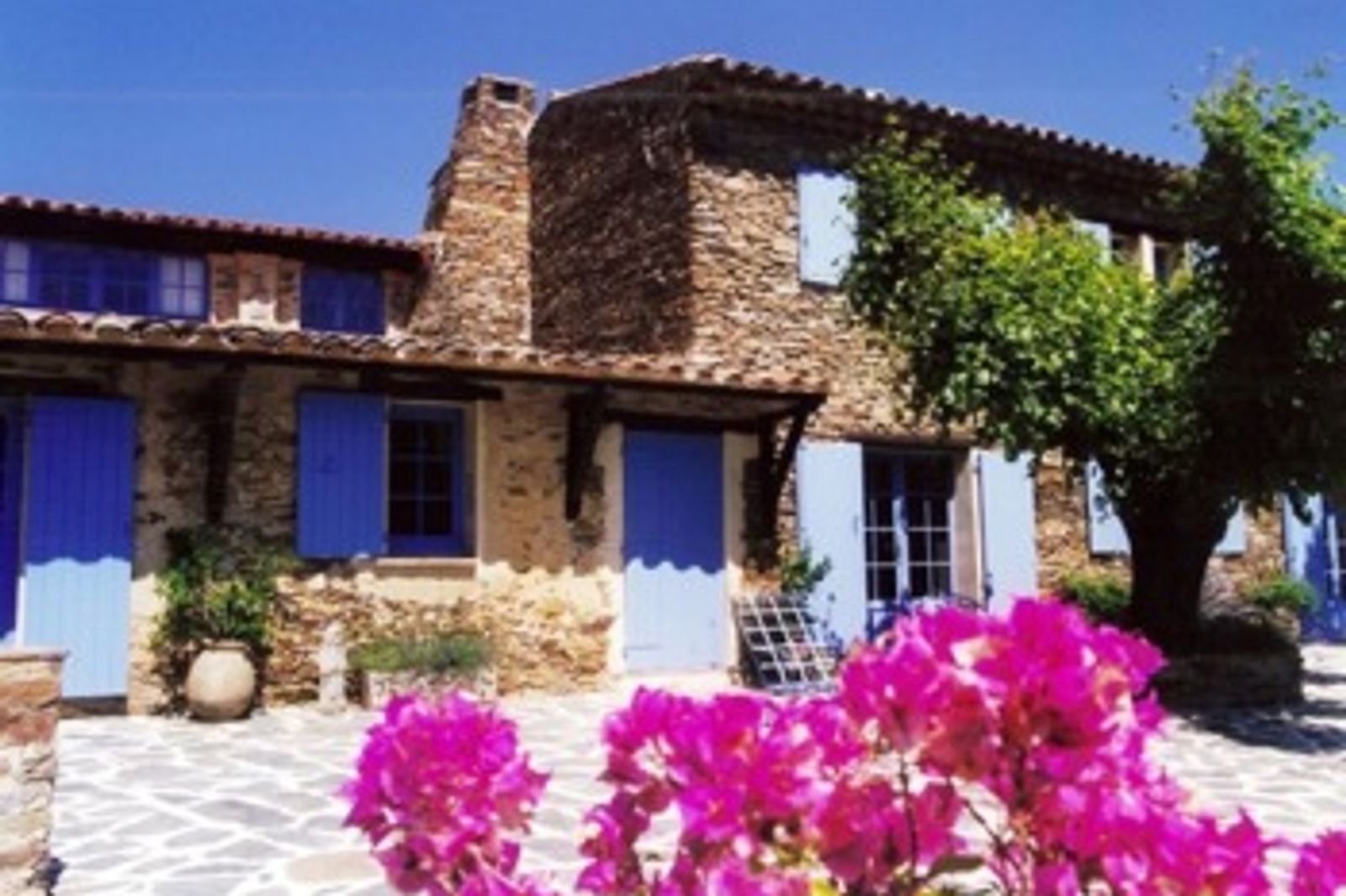 Property close to the village of Saint Tropez