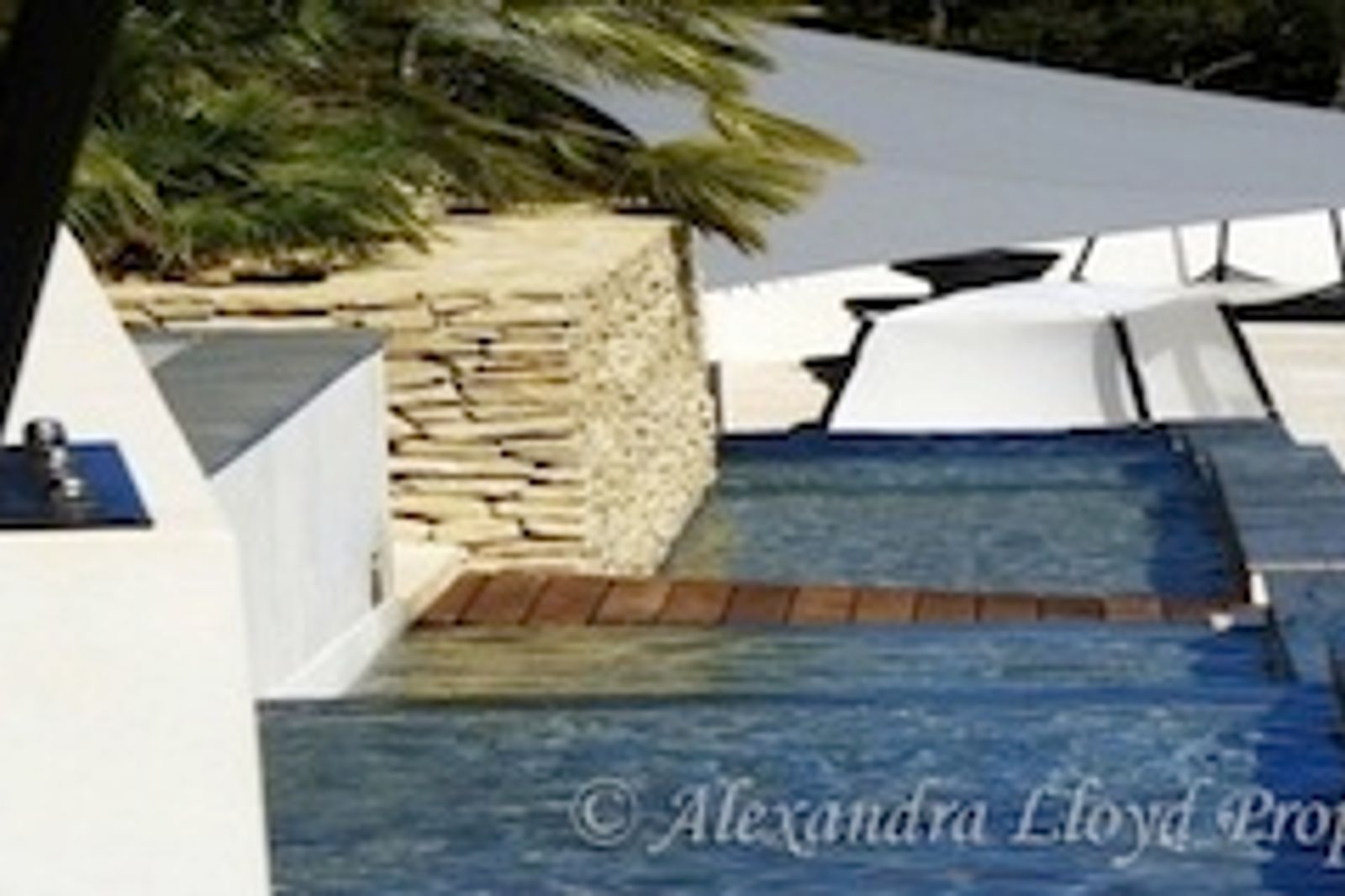 “Stunning stunning stunning interior!