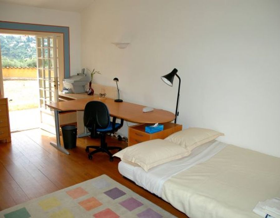 Georgeous property in a private domain with a view of Mougins 5