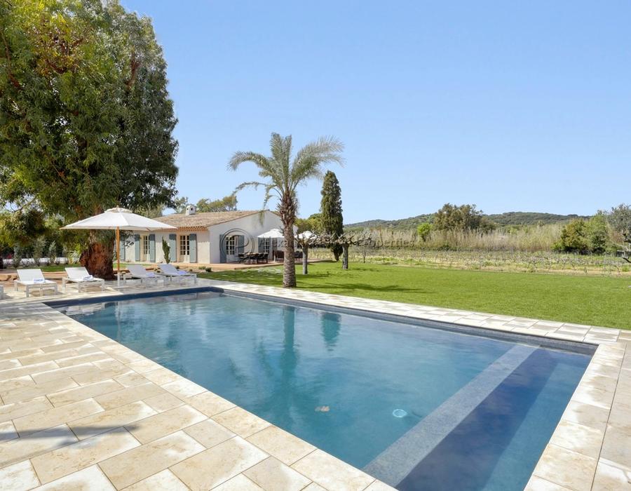 Close to Pampelonne Beach — A Five-Bedroom Property for Rent 1