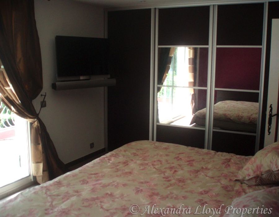 Provencal style house on the prestigious Saint Jean Cap Ferrat 2