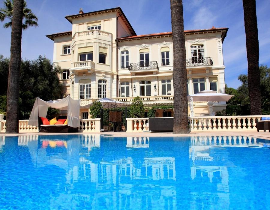 Belle Epoque Villa within walking distance to the Palais de Festival 1